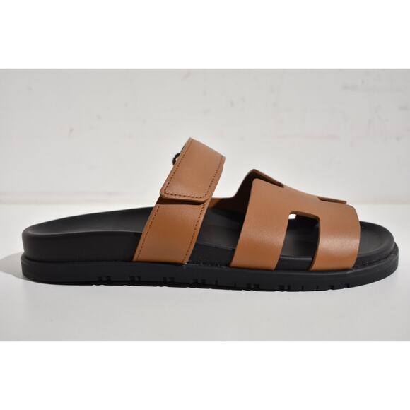 Hermes Chypre Sandal Natural Brown Leather Black Strap Slide Slip On Flat 39.5 - Picture 2 of 12